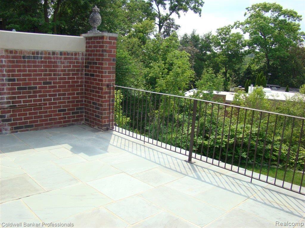 450 Southfield Road Birmingham, MI 48009 - Photo 21 of 22 Terrace With A View