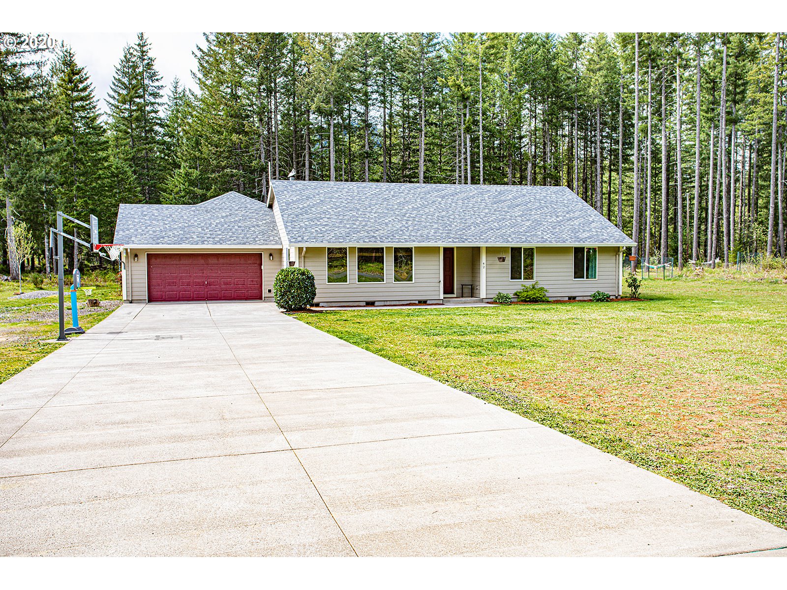 42 Boulder Ridge Drive Carson, WA 98610 - Photo 1 of 26 Gallery Image 1