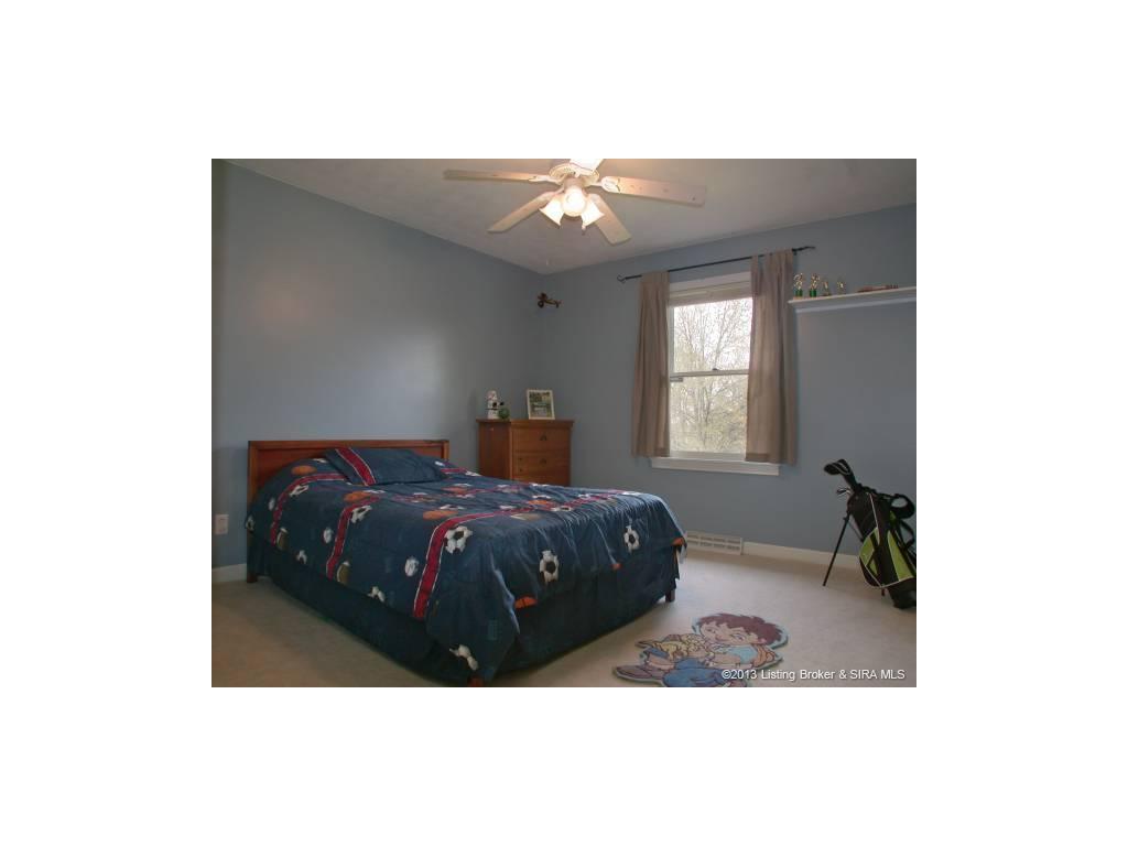 1946 Henriott Road Georgetown, IN 47122 - Photo 14 of 27