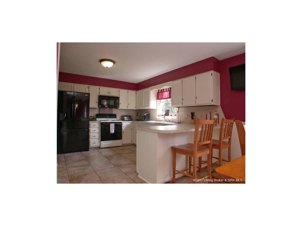 1946 Henriott Road Georgetown, IN 47122 - Photo 8 of 27