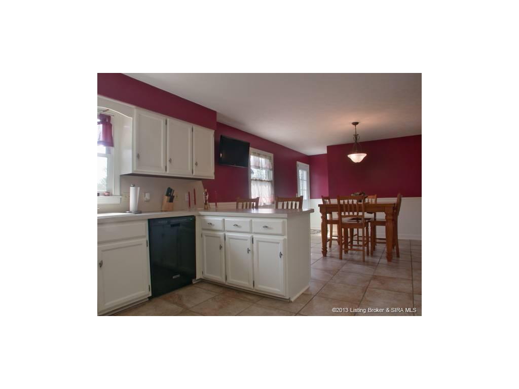 1946 Henriott Road Georgetown, IN 47122 - Photo 9 of 27