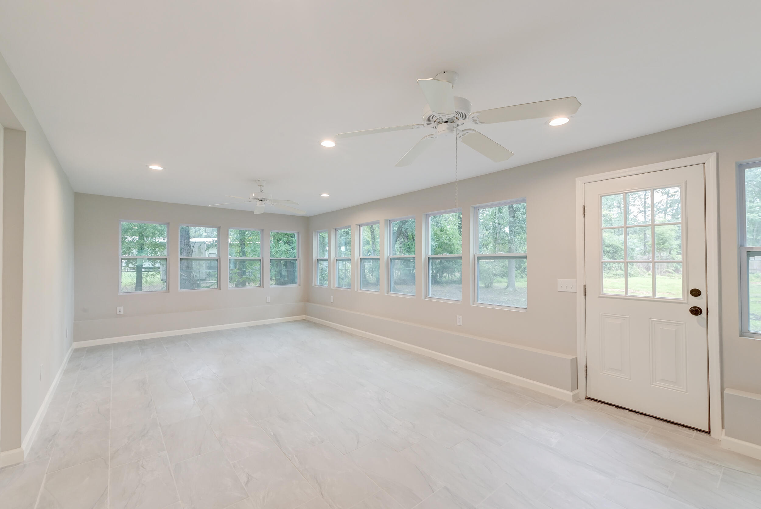 4408 Davison Road Ravenel, SC 29470 - Photo 9 of 51 DSC_5833_4_5_6_7