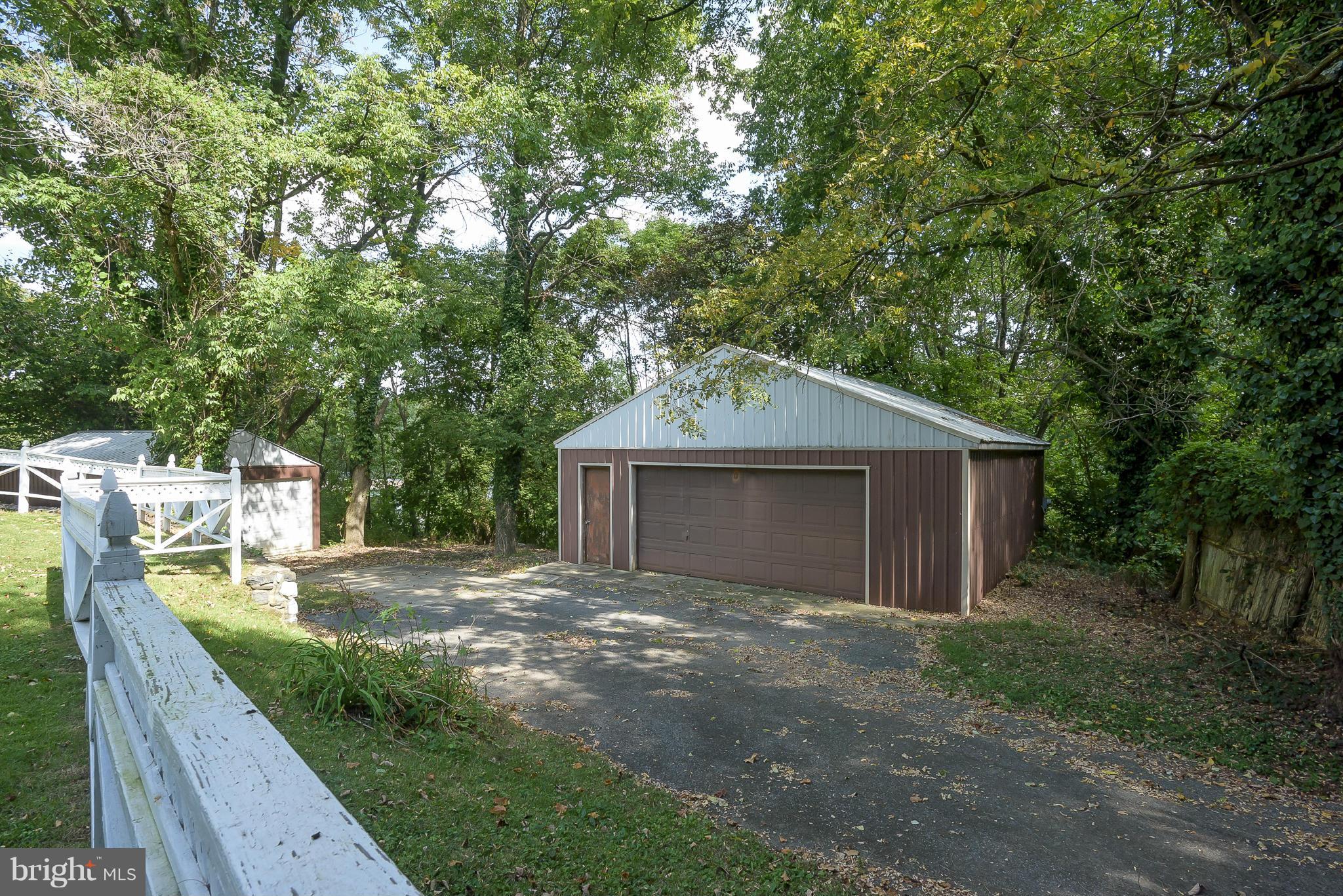 1329 Rolling Rd. Catonsville, MD 21228 - Photo 28 of 30 Exterior (Rear)