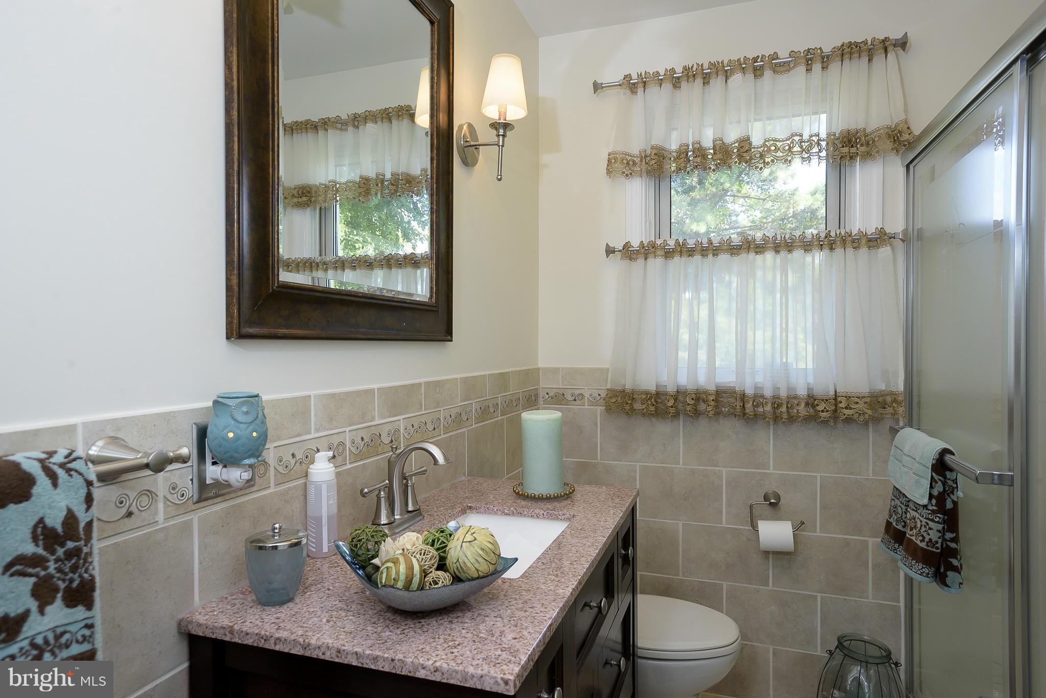 1329 Rolling Rd. Catonsville, MD 21228 - Photo 8 of 30 Bath