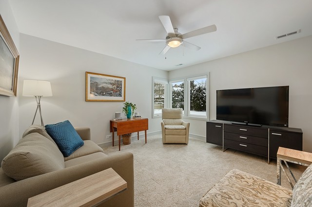 724 Hunter Road Glenview, IL 60025 - Photo 14 of 19