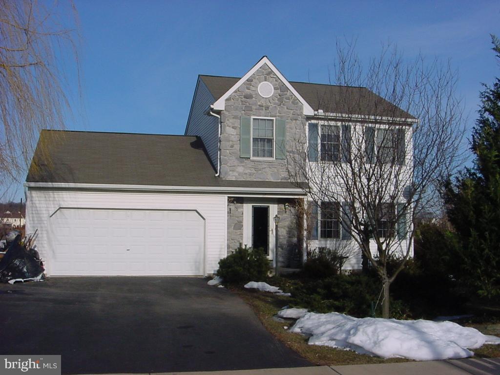321 North New Street Lititz, PA 17543 - Photo 1 of 11
