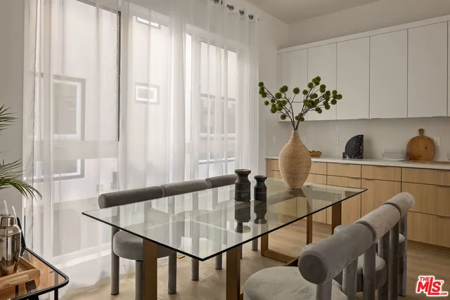 $1,199,000 | 6118 Marbella Lane, Los Angeles, CA 90038