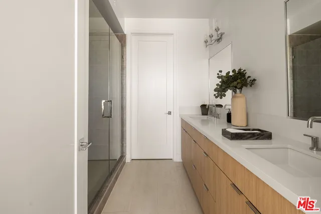 $1,199,000 | 6118 Marbella Lane, Los Angeles, CA 90038