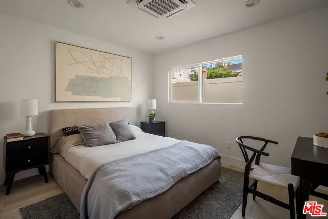 $1,199,000 | 6118 Marbella Lane, Los Angeles, CA 90038