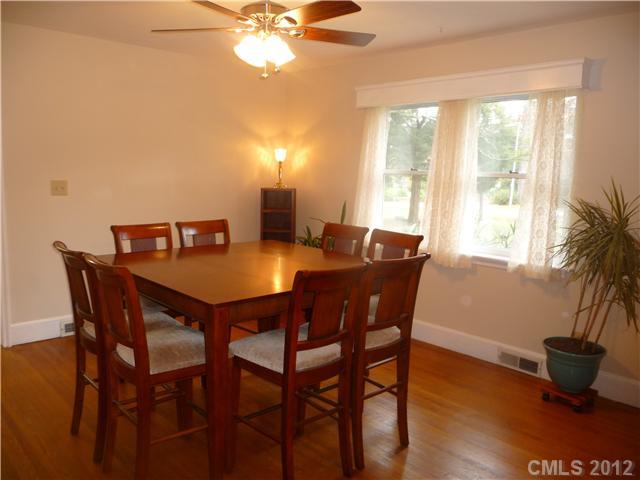 6315 Vernedale Road Charlotte, NC 28212 - Photo 3 of 14 Gallery Image 3