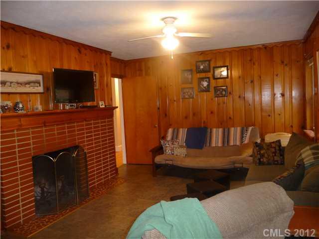 6315 Vernedale Road Charlotte, NC 28212 - Photo 4 of 14 Gallery Image 4