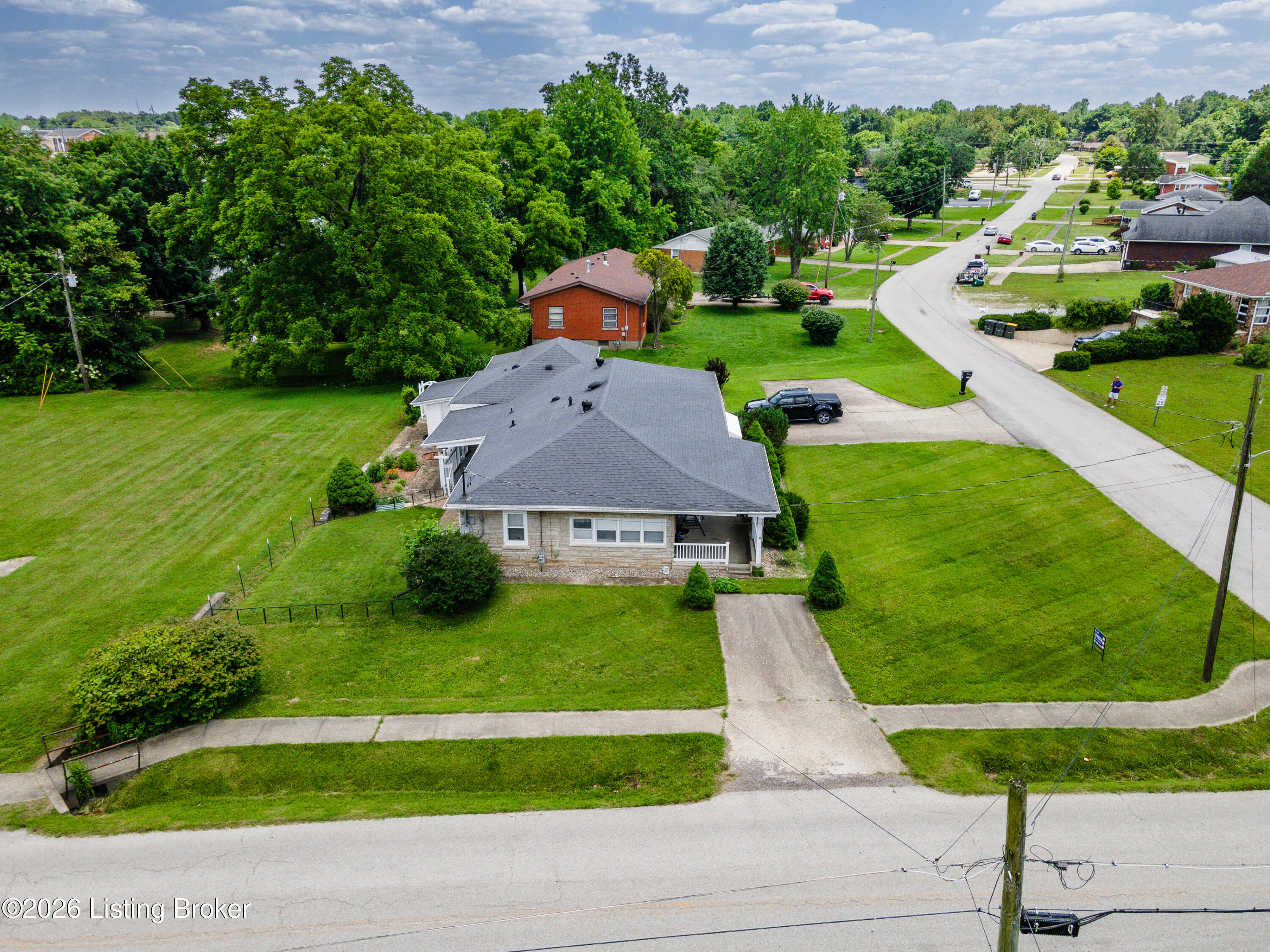 828 West Elm Road Radcliff, KY 40160 - Photo 36 of 36 DJI_0397