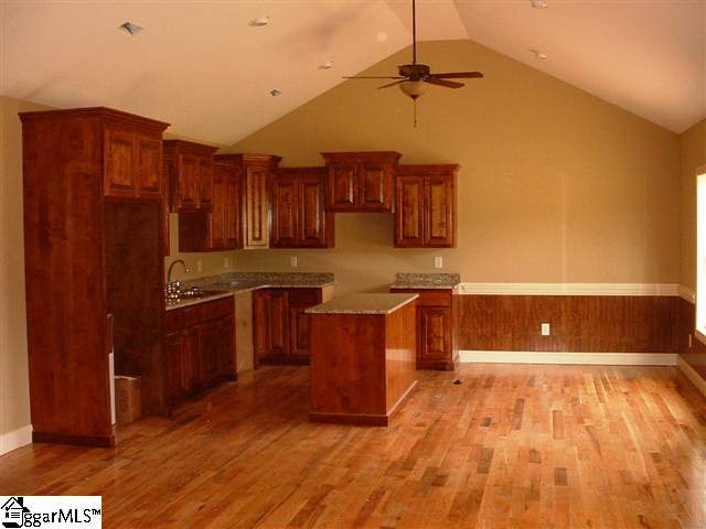 545 Moore Road Piedmont, SC 29673 - Photo 4 of 11 Gallery Image 4