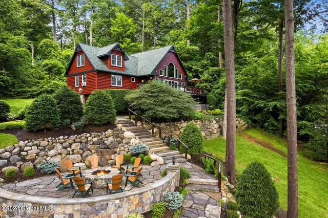 $2,849,000 | 15 Green Harbour Lane, Lake George, NY 12845