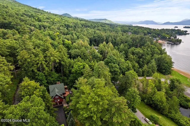 $2,849,000 | 15 Green Harbour Lane, Lake George, NY 12845