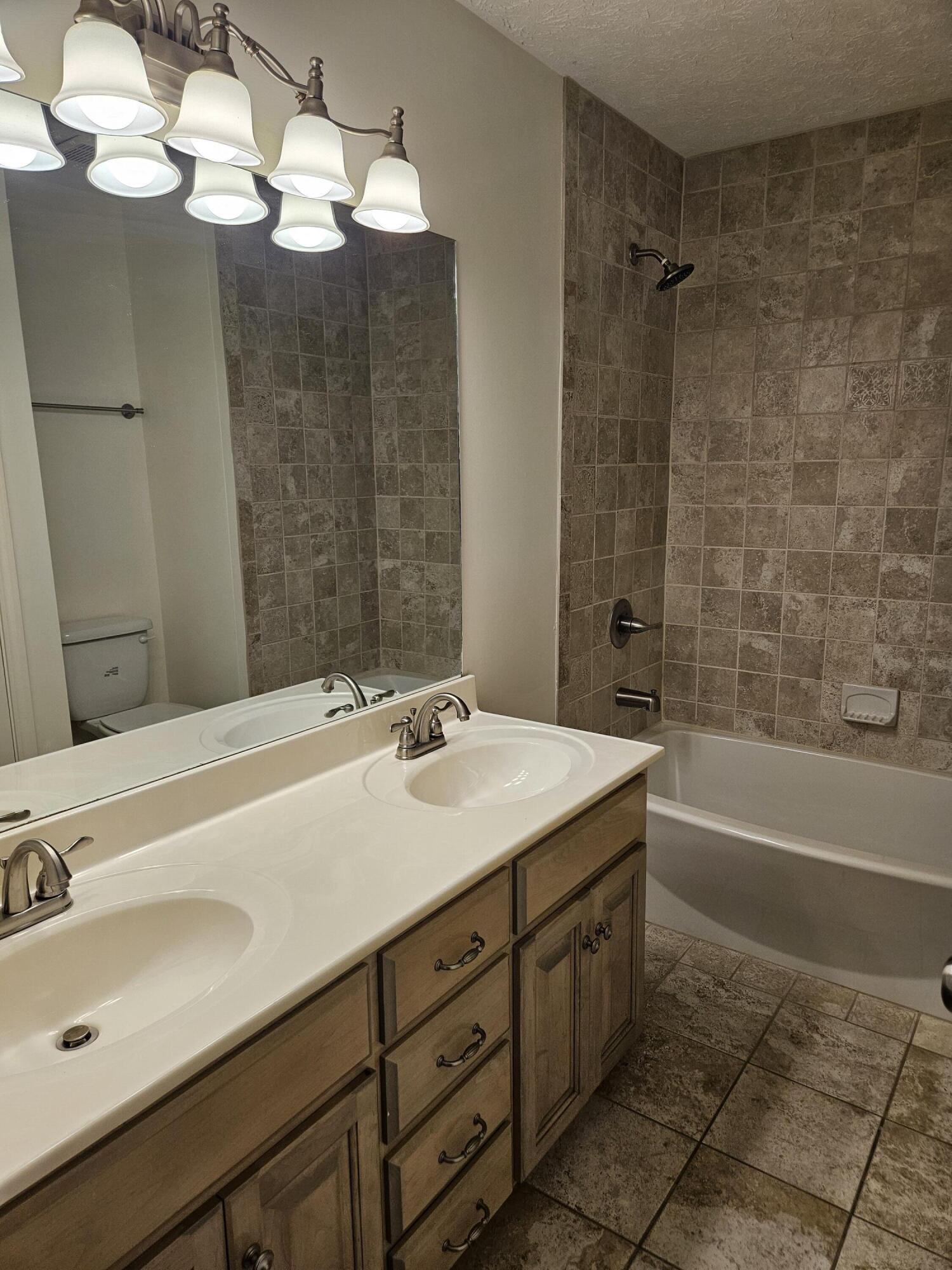 1140 Chinoe Road Lexington, KY 40502 - Photo 14 of 33 1000013144