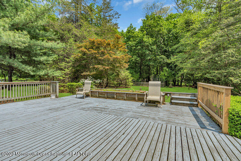527 Harding Road Little Silver, NJ 07739 - Photo 24 of 28 527 yard 3