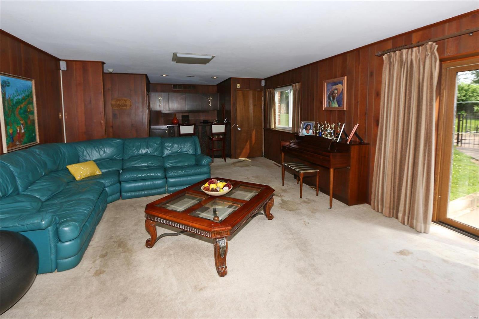 12418 Conway Road St. Louis, MO 63141 - Photo 16 of 32 Gallery Image 16