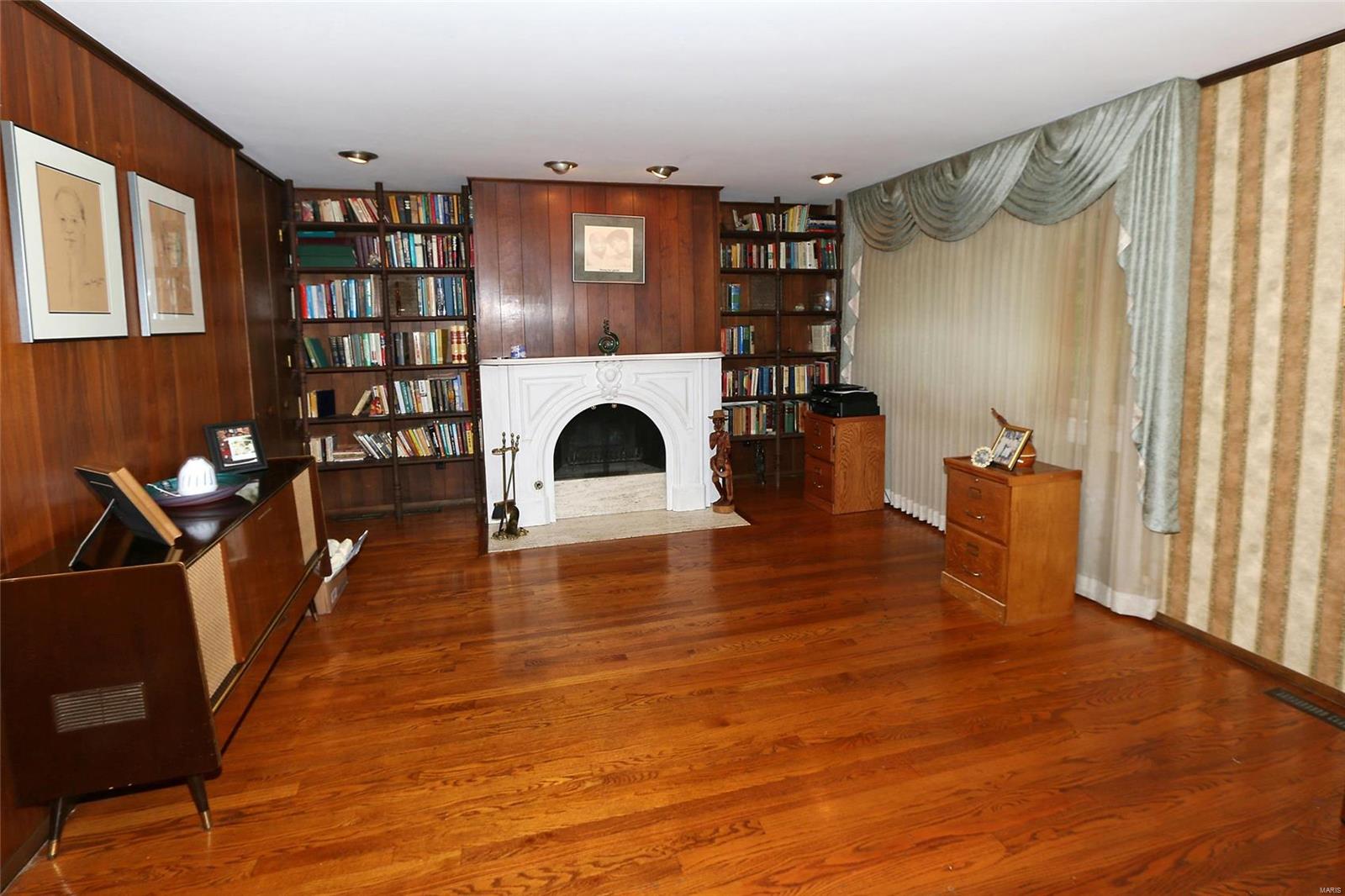 12418 Conway Road St. Louis, MO 63141 - Photo 19 of 32 Gallery Image 19