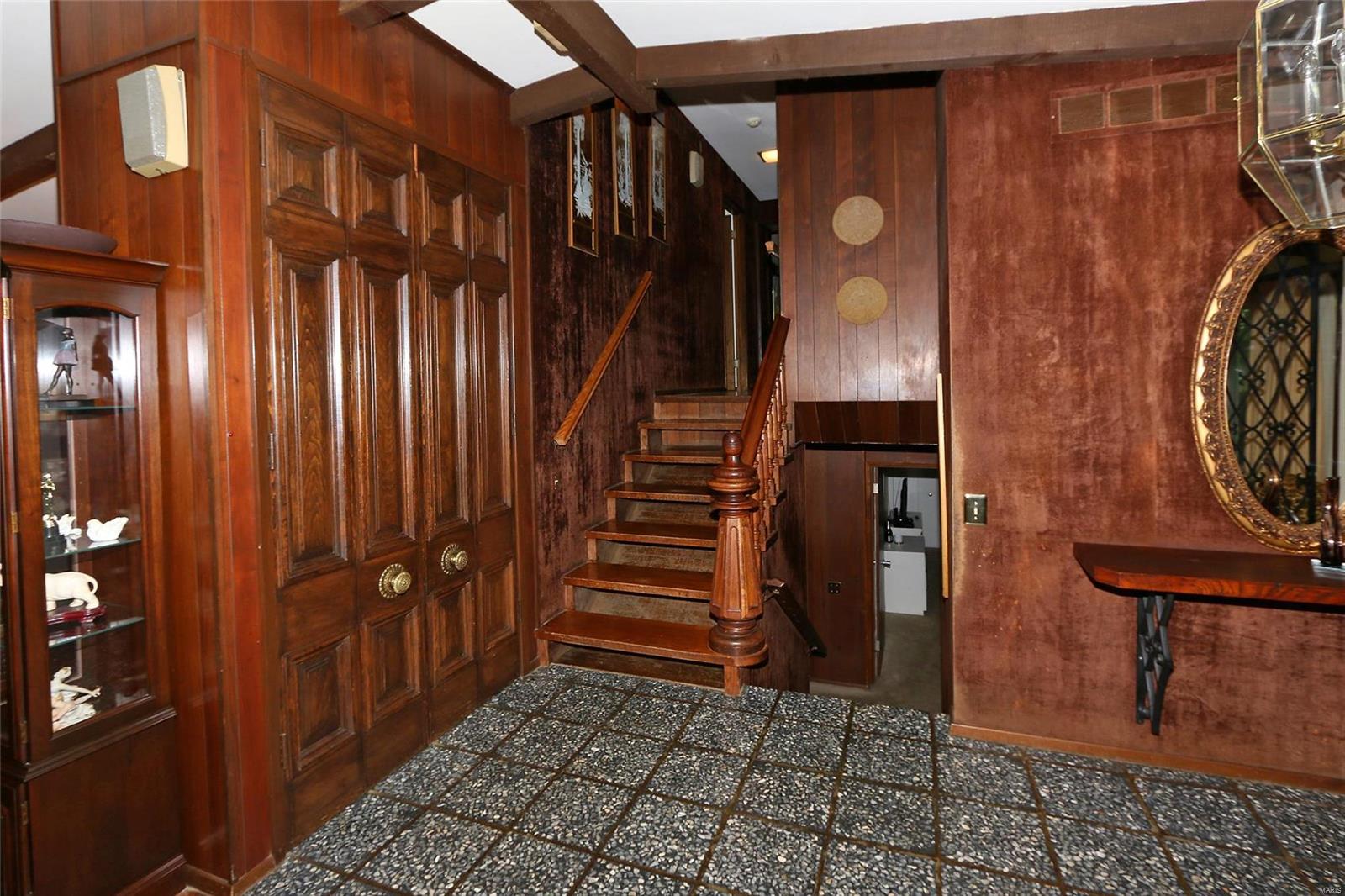 12418 Conway Road St. Louis, MO 63141 - Photo 3 of 32 Gallery Image 3