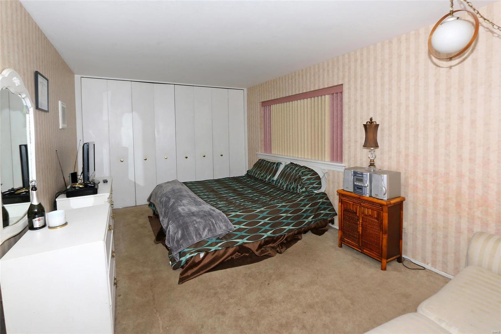 12418 Conway Road St. Louis, MO 63141 - Photo 25 of 32 Gallery Image 25