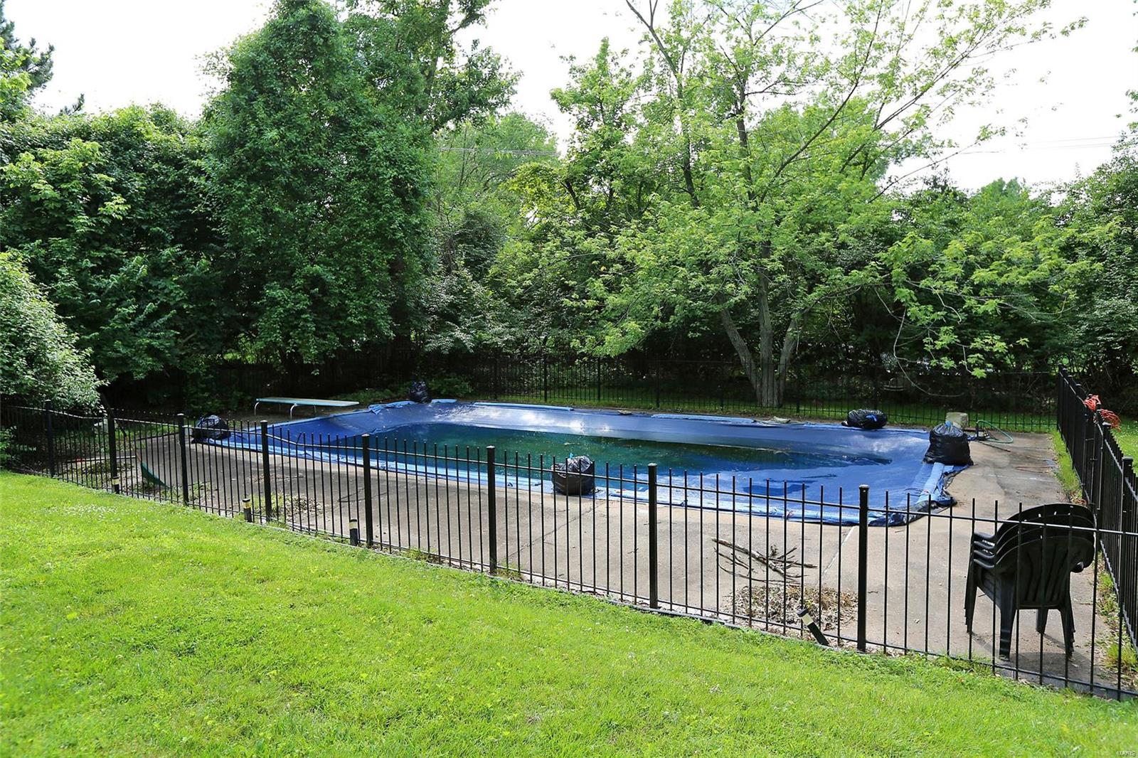 12418 Conway Road St. Louis, MO 63141 - Photo 30 of 32 Gallery Image 30
