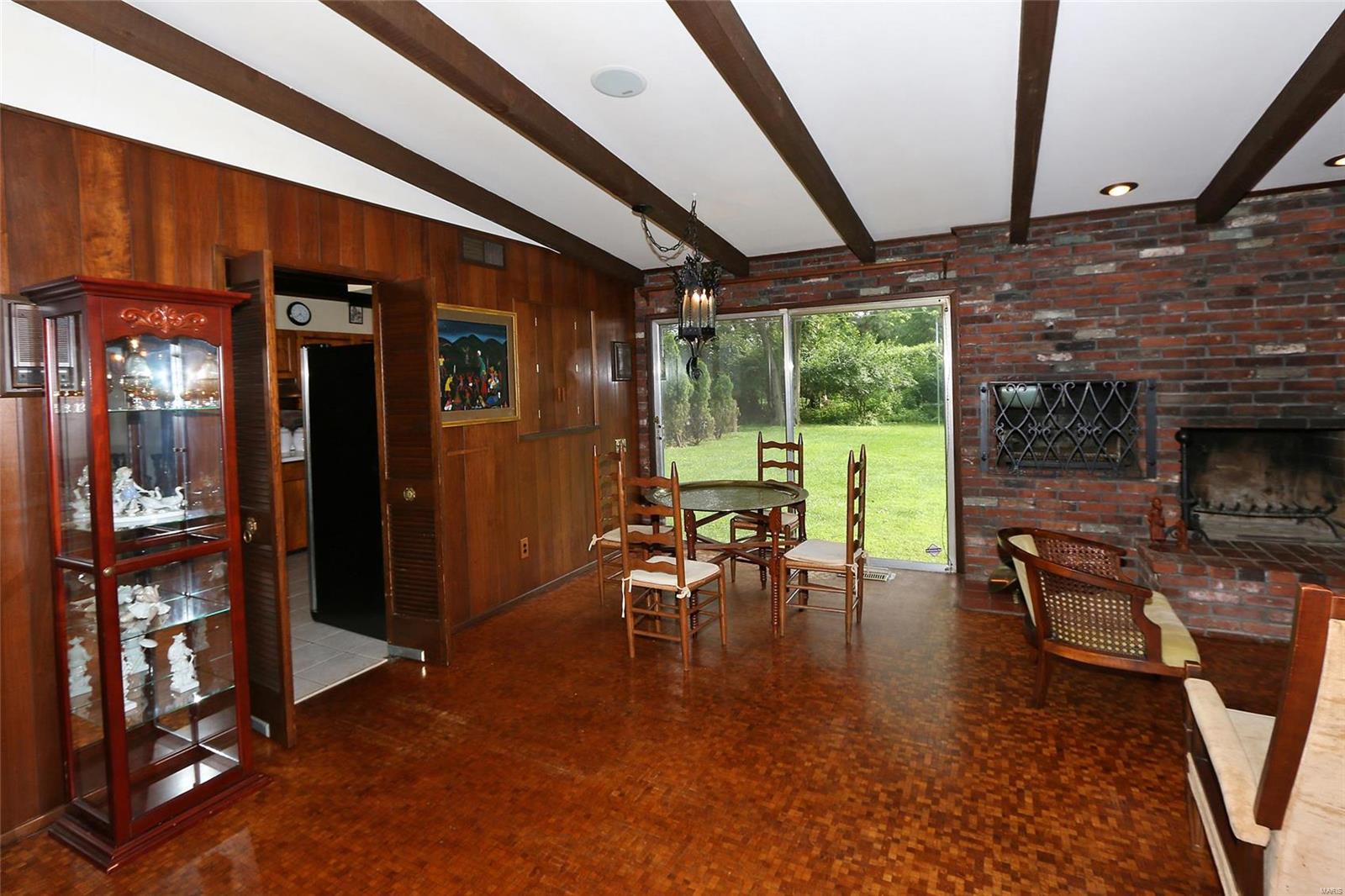 12418 Conway Road St. Louis, MO 63141 - Photo 6 of 32 Gallery Image 6
