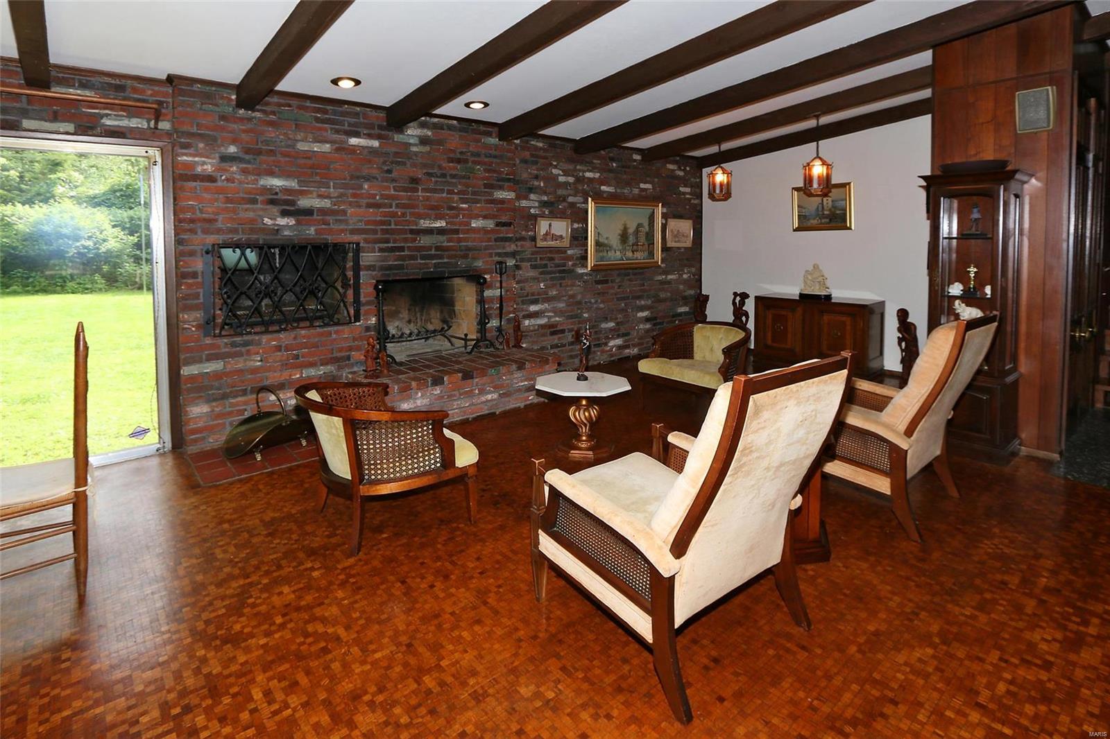 12418 Conway Road St. Louis, MO 63141 - Photo 7 of 32 Gallery Image 7