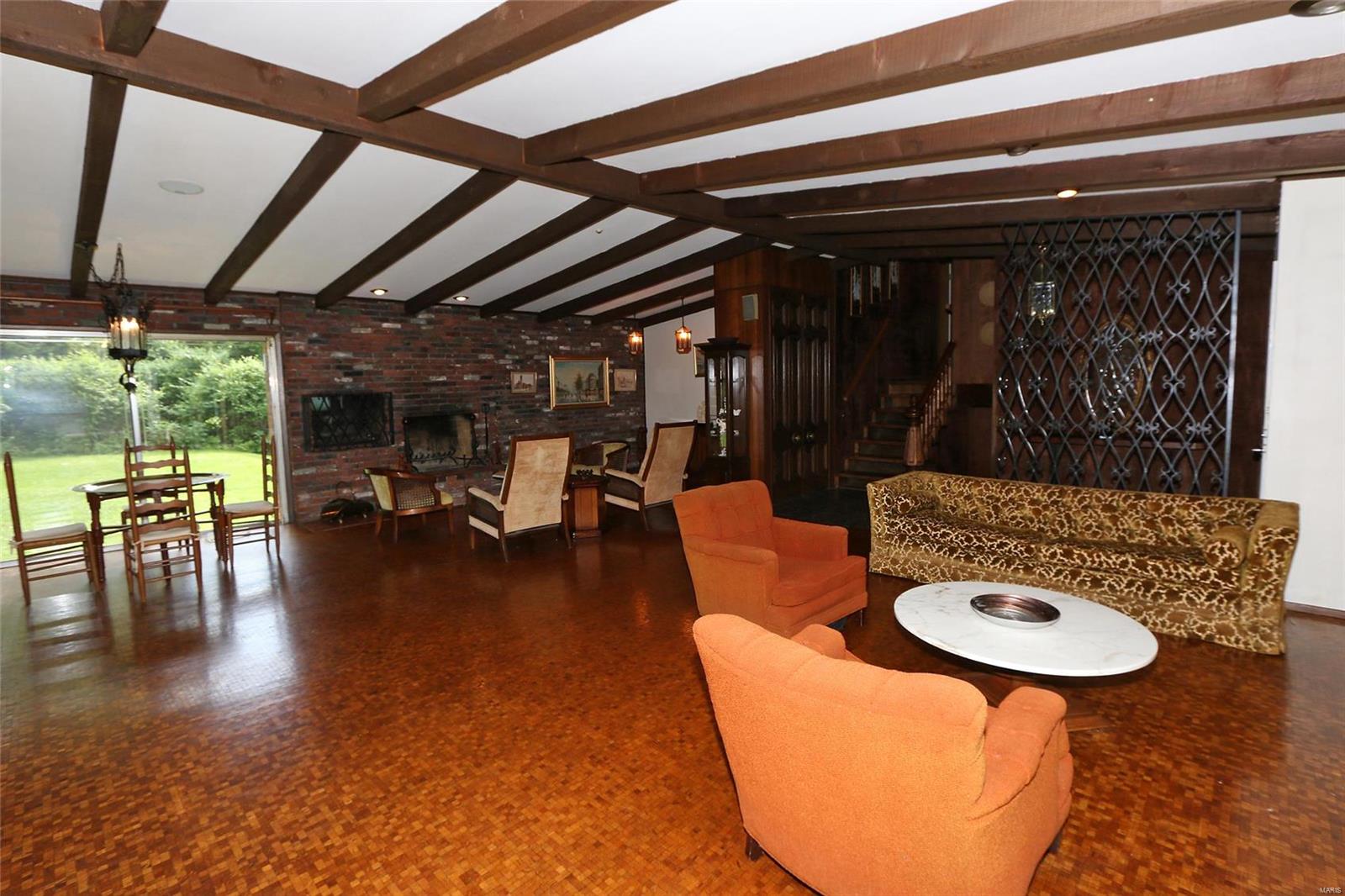 12418 Conway Road St. Louis, MO 63141 - Photo 9 of 32 Gallery Image 9