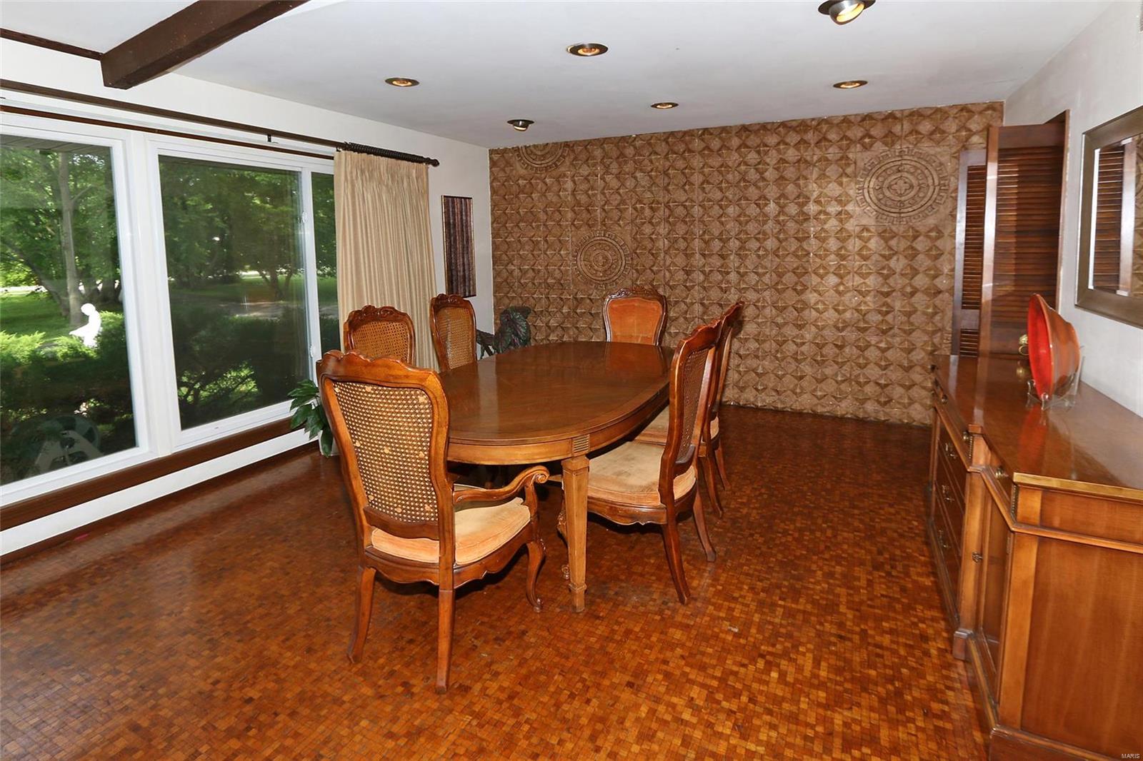 12418 Conway Road St. Louis, MO 63141 - Photo 10 of 32 Gallery Image 10