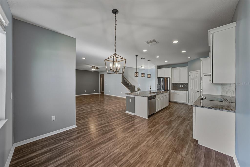 7628 Surf Reed Way Wesley Chapel, FL 33545 - Photo 19 of 76