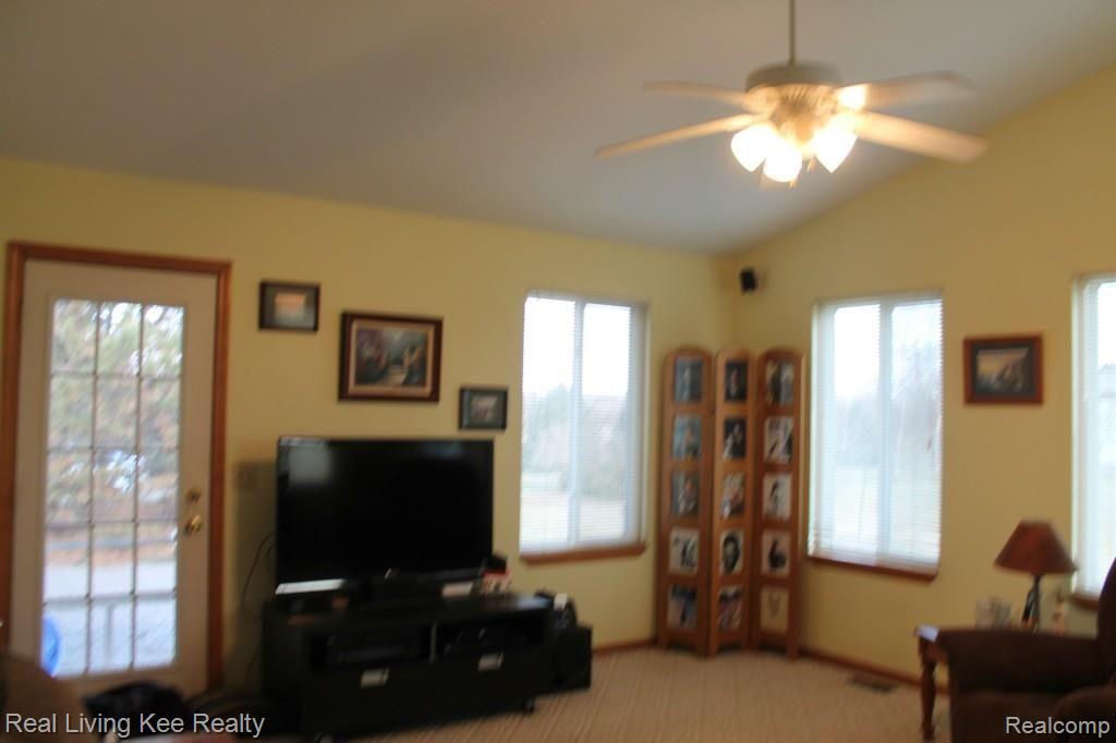 3855 Bishop Road Dryden, MI 48428 - Photo 7 of 26 IMG_1038.jpg