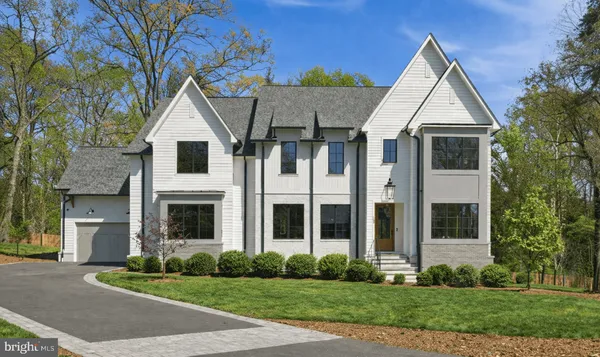 $4,299,000 | 2107 Elliott Avenue, McLean, VA 22101
