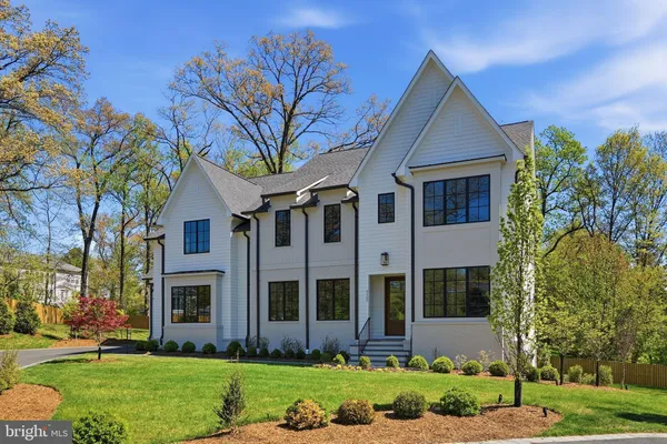 $4,249,000 | 2107 Elliott Avenue, McLean, VA 22101