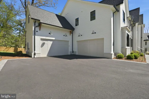 $4,299,000 | 2107 Elliott Avenue, McLean, VA 22101