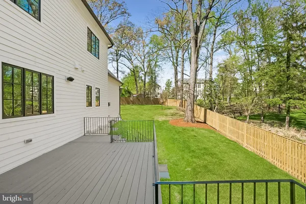 $4,299,000 | 2107 Elliott Avenue, McLean, VA 22101