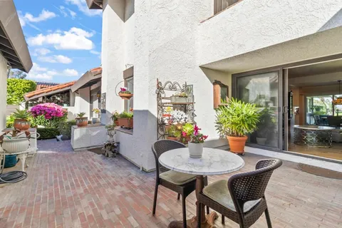 $2,150,000 | 1377 Camino Teresa, Solana Beach, CA 92075