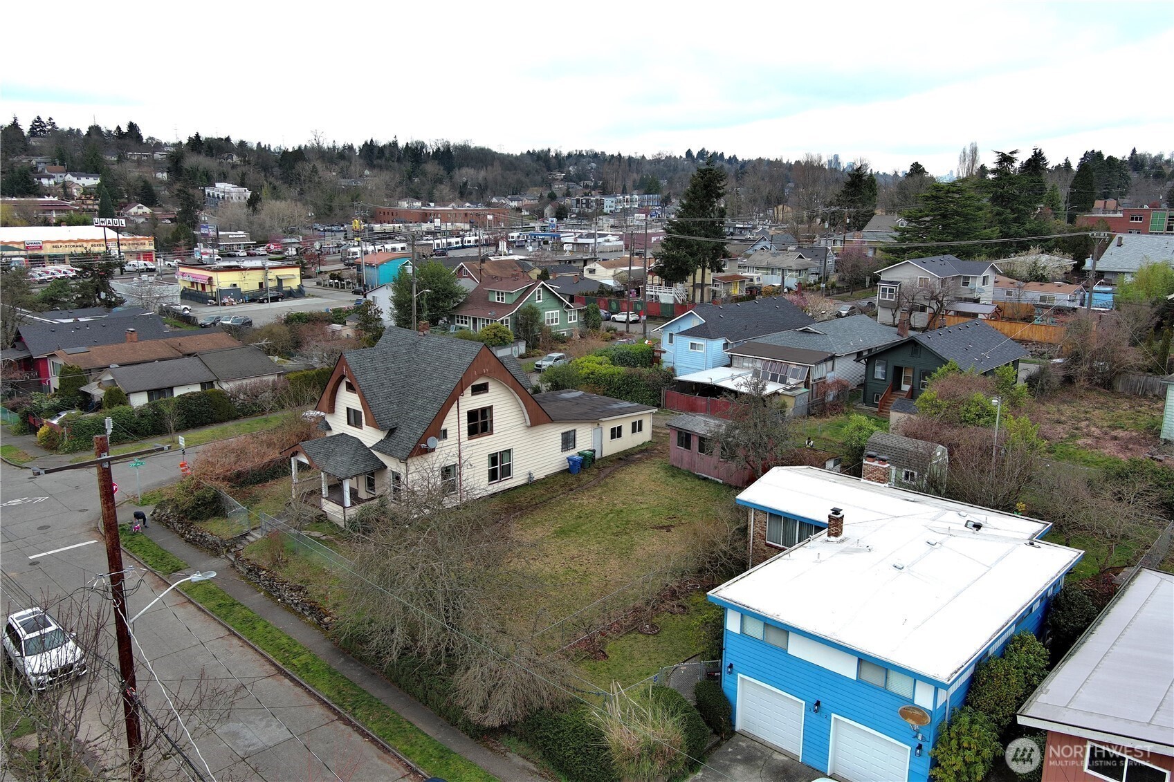 3902 South Angel Place Seattle, WA 98118 - Photo 37 of 39 a view of a house with a big yard