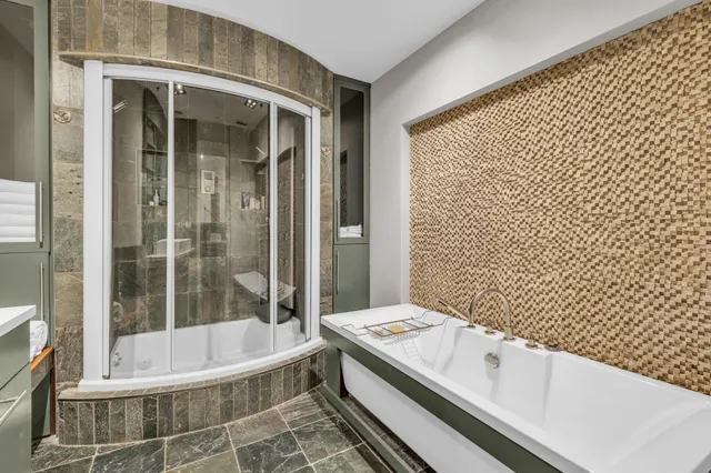 $759,000 | 55 East Main Street, Unit 208, Chattanooga, TN 37408