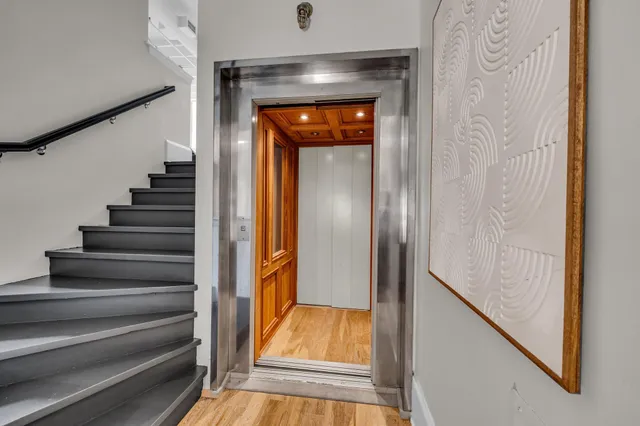 $759,000 | 55 East Main Street, Unit 208, Chattanooga, TN 37408