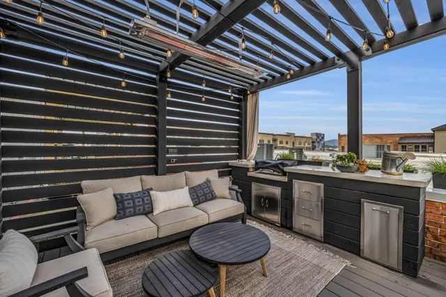 $759,000 | 55 East Main Street, Unit 208, Chattanooga, TN 37408