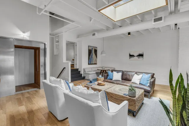 $759,000 | 55 East Main Street, Unit 208, Chattanooga, TN 37408