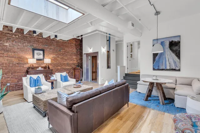 $759,000 | 55 East Main Street, Unit 208, Chattanooga, TN 37408