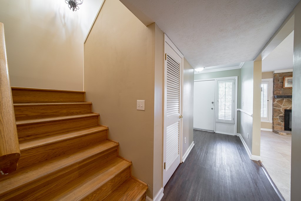 2525 Norris Road Columbus, GA 31907 - Photo 24 of 44 Attractive oak stair treads