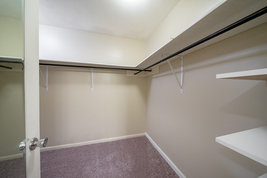 2525 Norris Road Columbus, GA 31907 - Photo 31 of 44 Master walk-in