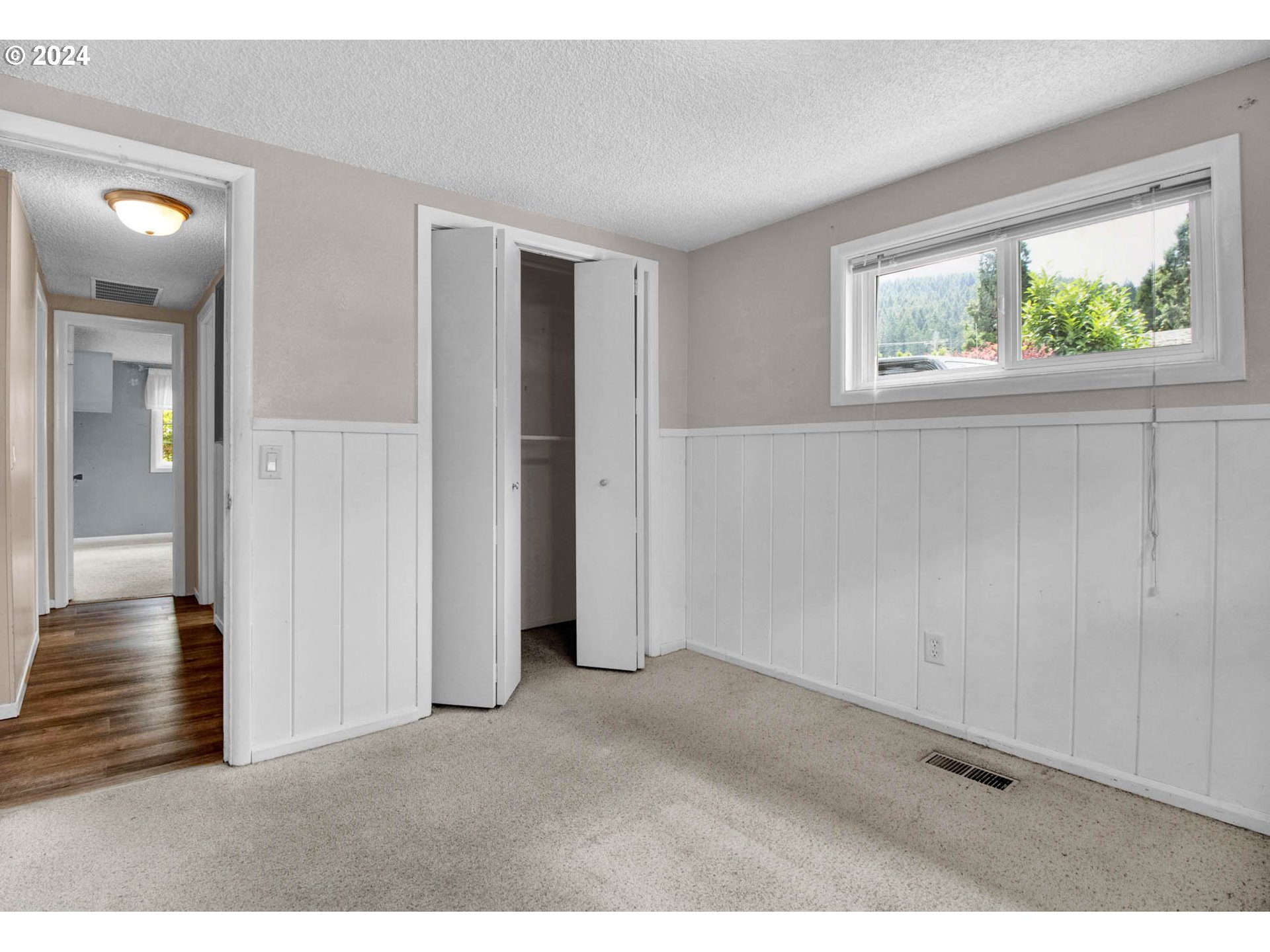 358 South 70th Street Springfield, OR 97478 - Photo 26 of 34 Gallery Image 26