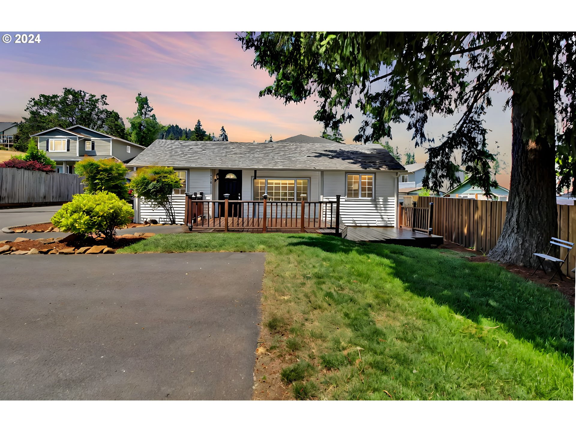358 South 70th Street Springfield, OR 97478 - Photo 3 of 34 Gallery Image 3