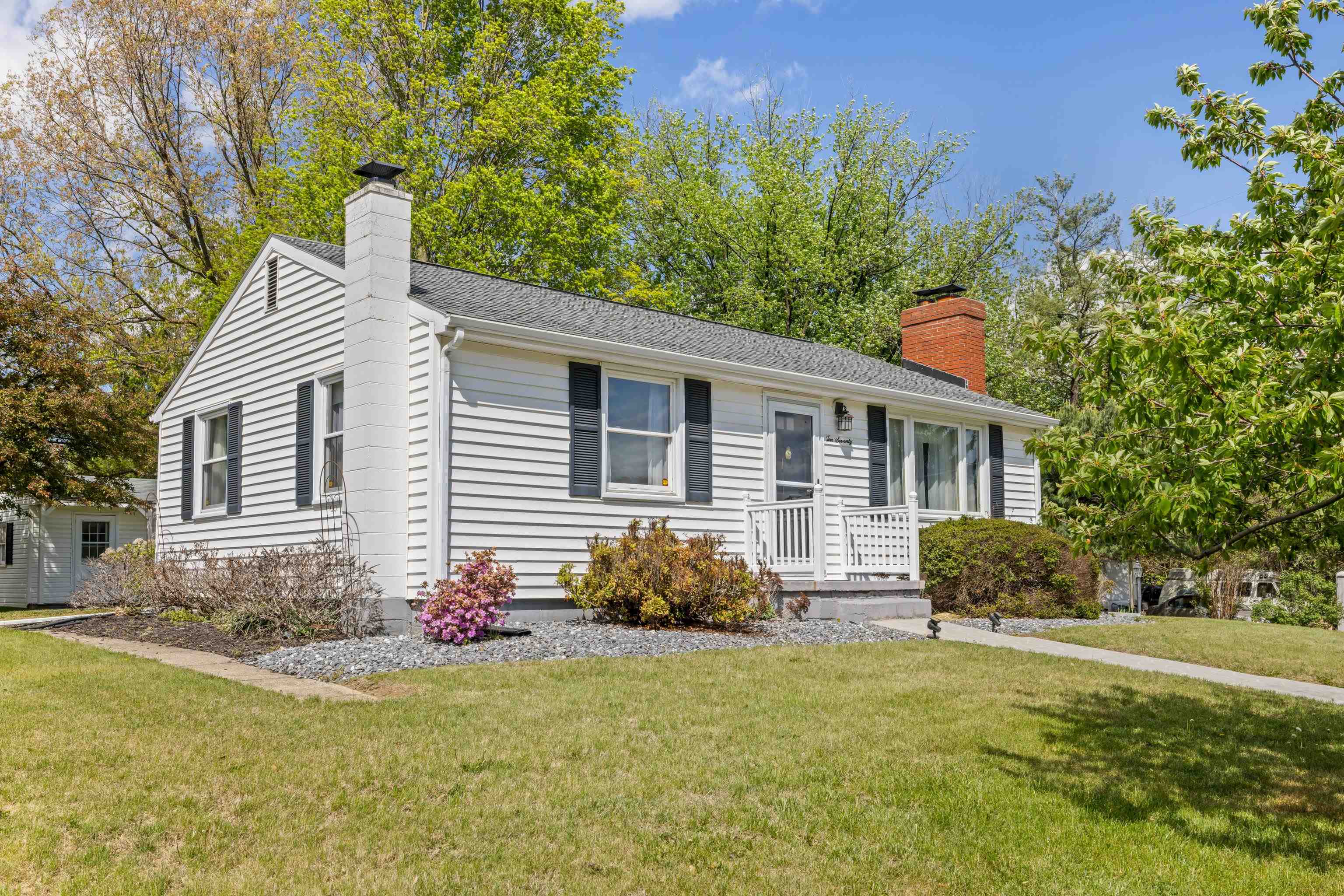 1070 Harman Road Harrisonburg, VA 22802 - Photo 4 of 55