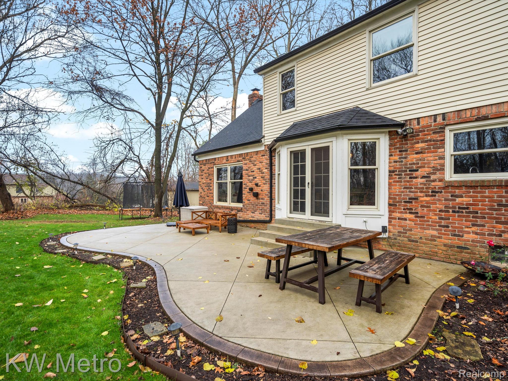5705 Ford Road Commerce Township, MI 48382 - Photo 8 of 49 Gallery Image 8