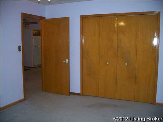 4539 Dover Road Louisville, KY 40216 - Photo 9 of 17 Additional Photo